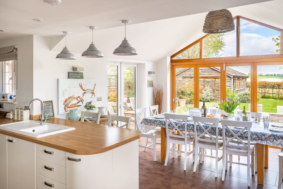 The Potting Shed, Ringstead: Beautiful, bright, bespoke kitchen
