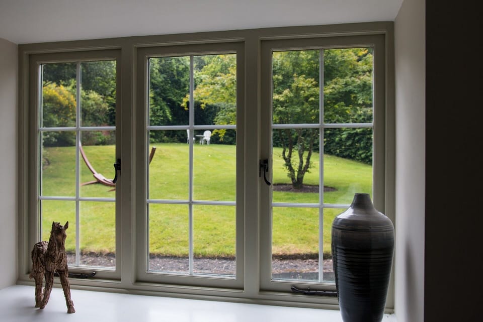 Lounge window