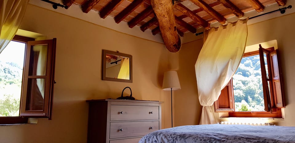 Valley Bedroom
