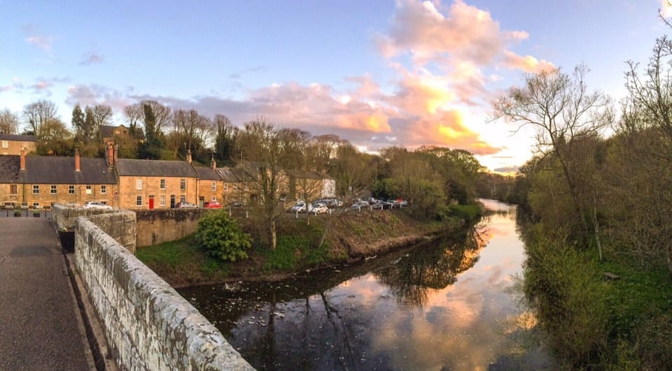 Stunning Riverside location with great pub and cafe/bakery on your doorstep