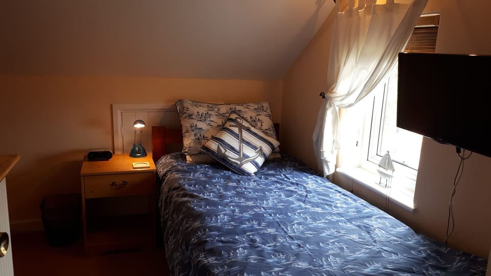 Single bedroom 