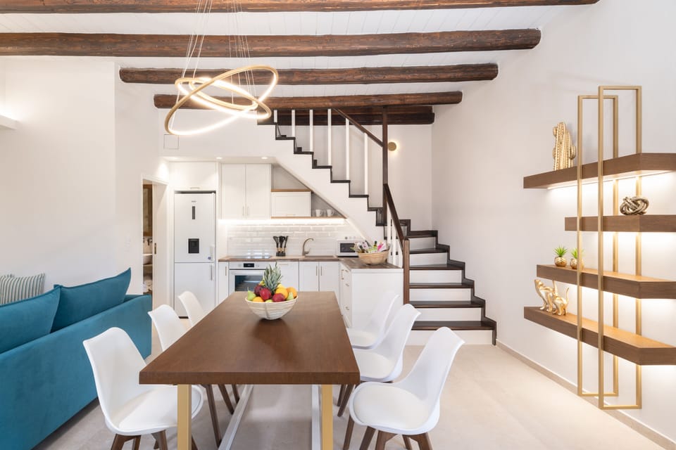 Open plan dinning room.