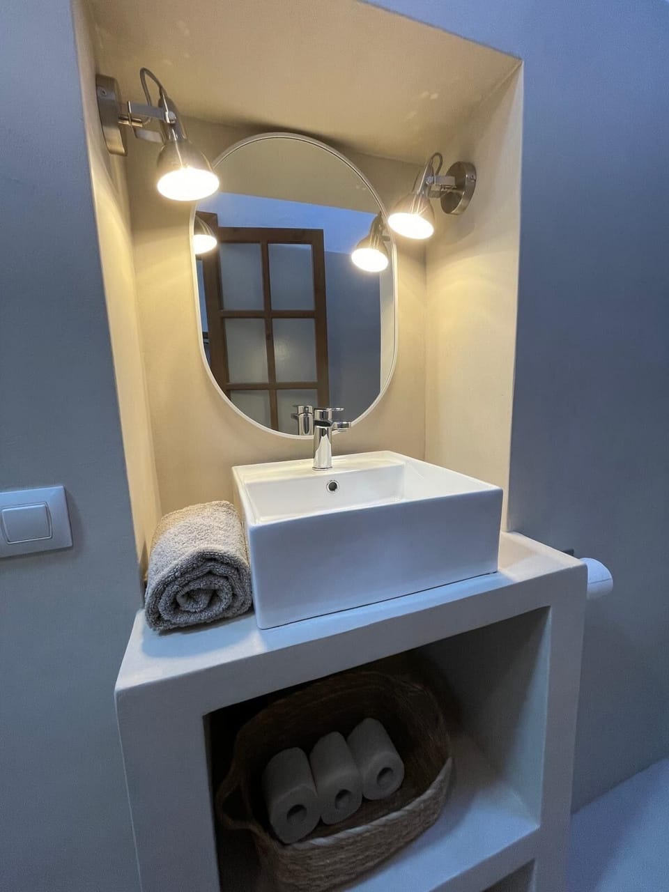 New sink and vanity unit, both finished in high-quality micro cement