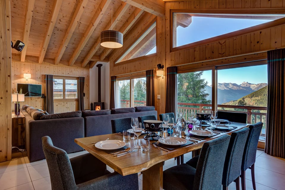Living-dining room