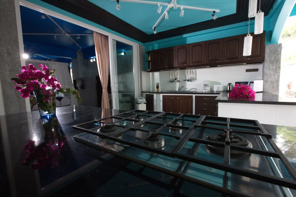 Kitchen Modern Western-style kitchen