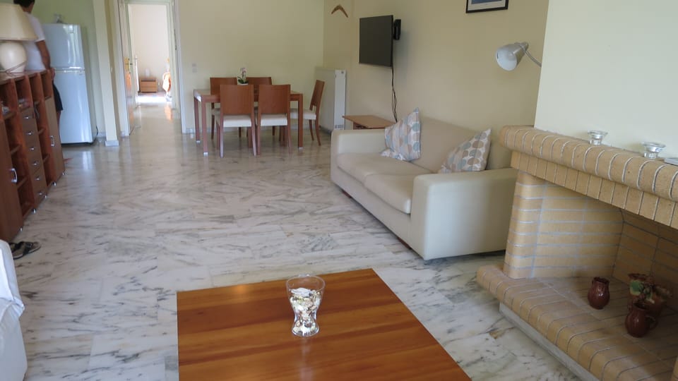 Living/ Dining Room