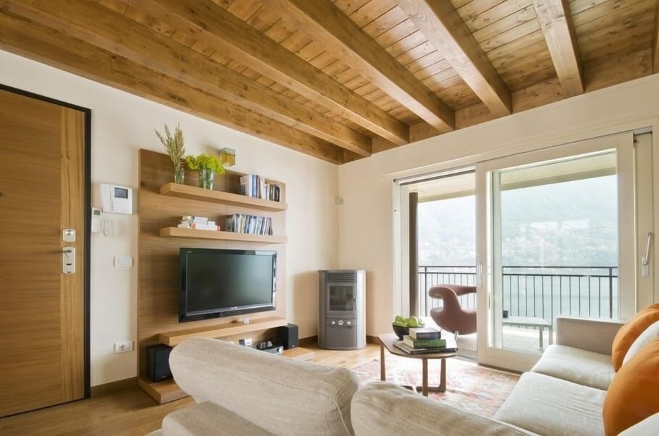 Luxury Lake Como living featuring air con, wifi and satellite tv