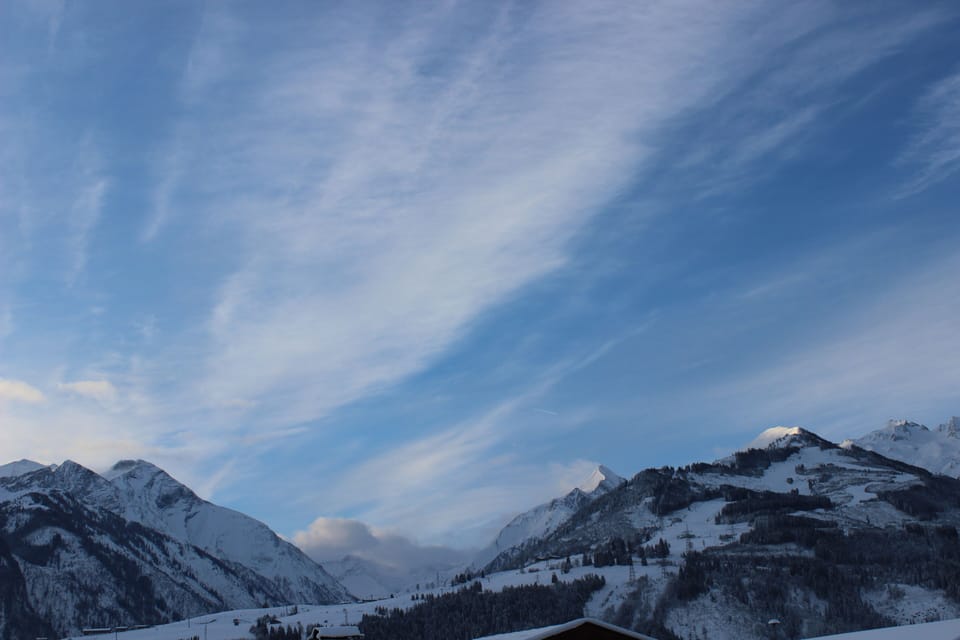 Snow and ski sports