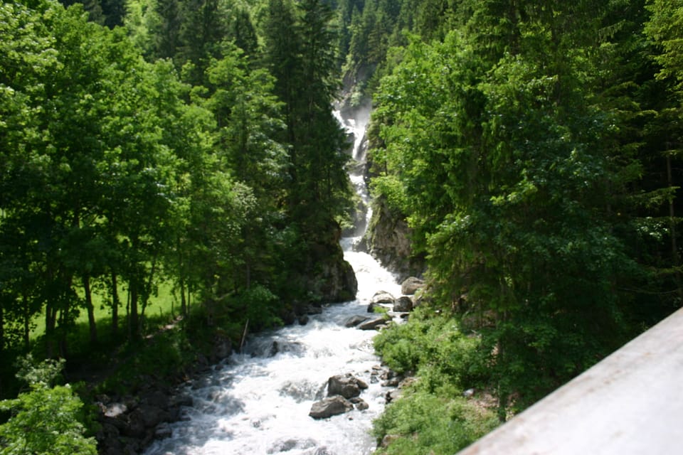 A walk from the chalet to Stechelberg