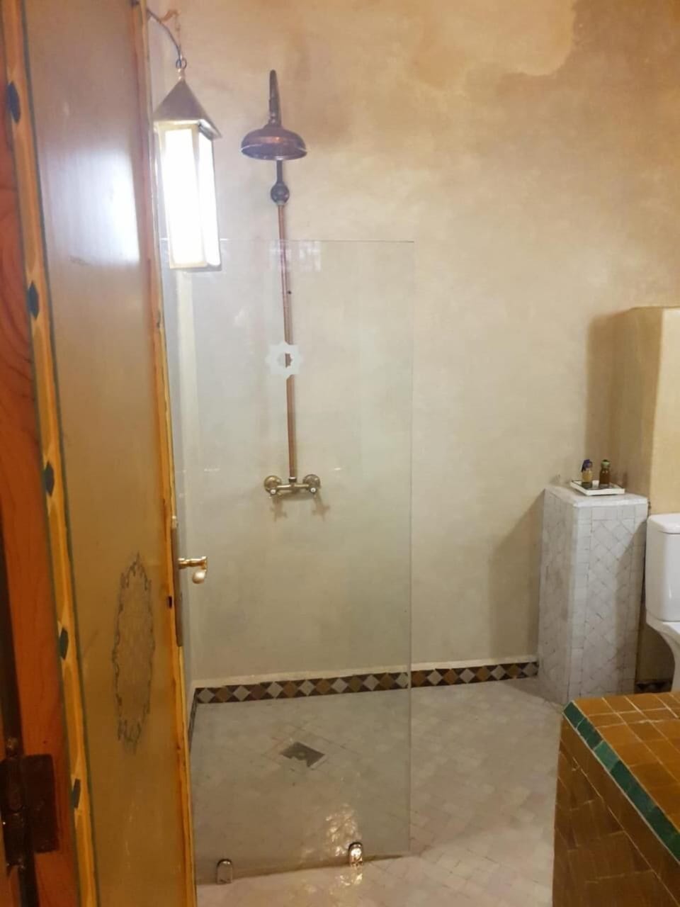 Free toiletries, towels