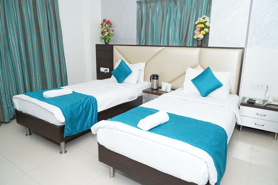 Family Room | Frette Italian sheets, premium bedding, memory foam beds, desk