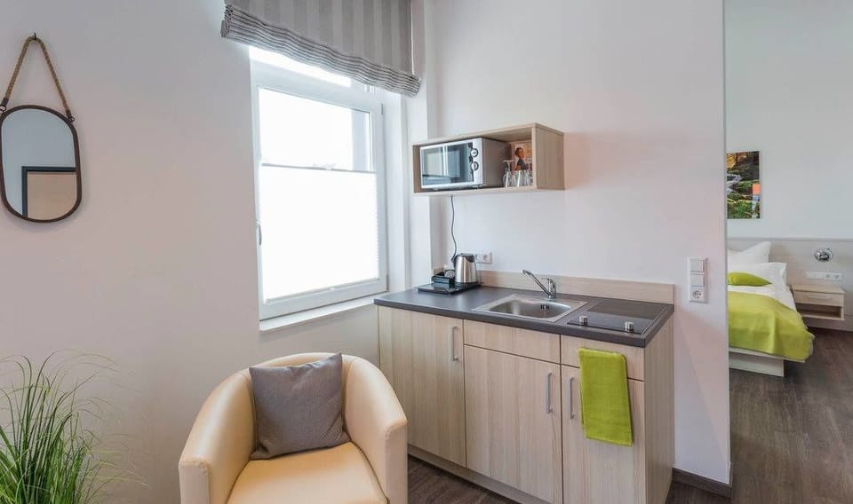 Studio, Balcony | Private kitchen | Shared fridge, microwave, electric kettle