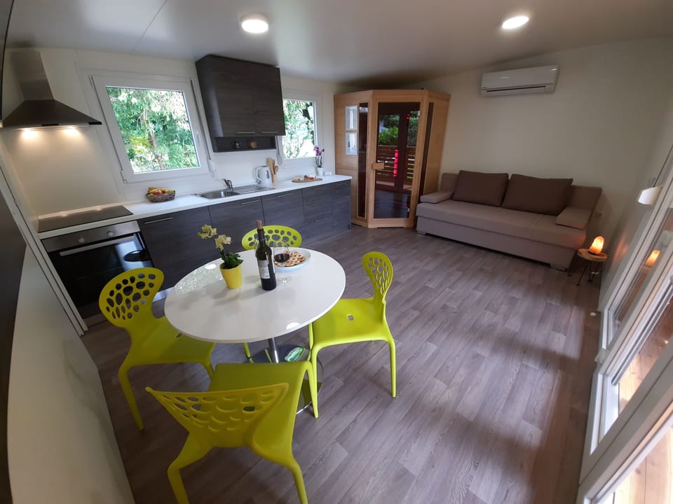 Luxury Chalet | Private kitchen | Full-size fridge, oven, stovetop, dishwasher