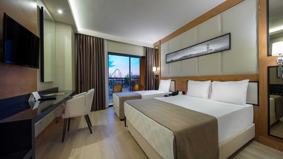 Free minibar, in-room safe, desk, laptop workspace