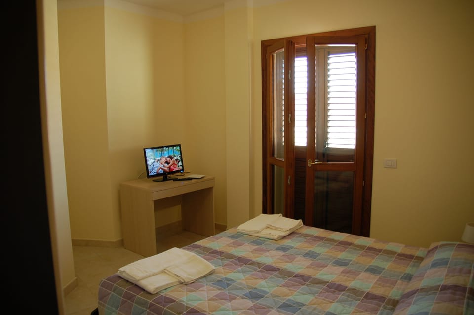 Family Room | Free WiFi, bed sheets