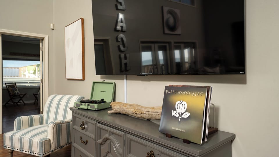 Tidal Wave Media Console with Record Player