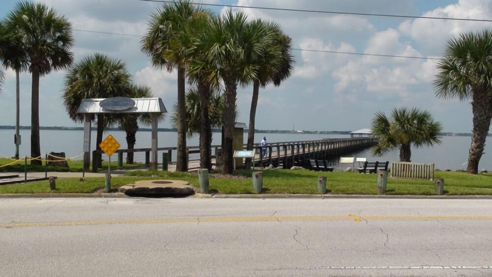 Nearby public pier to view beautiful sunsets
