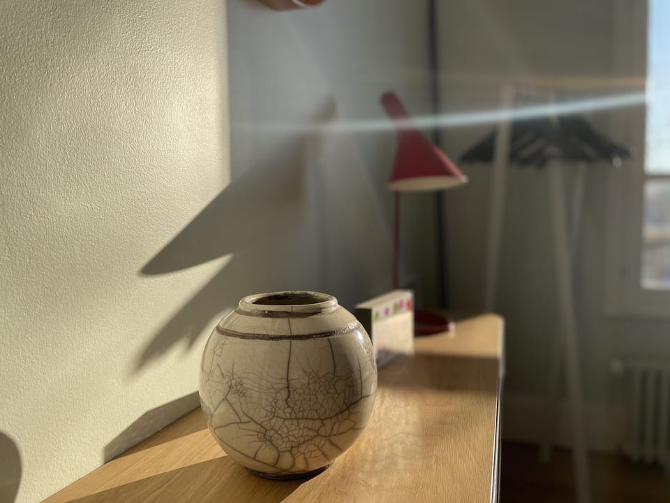 New decoration and furniture of one bedroom with Ethnicraft console