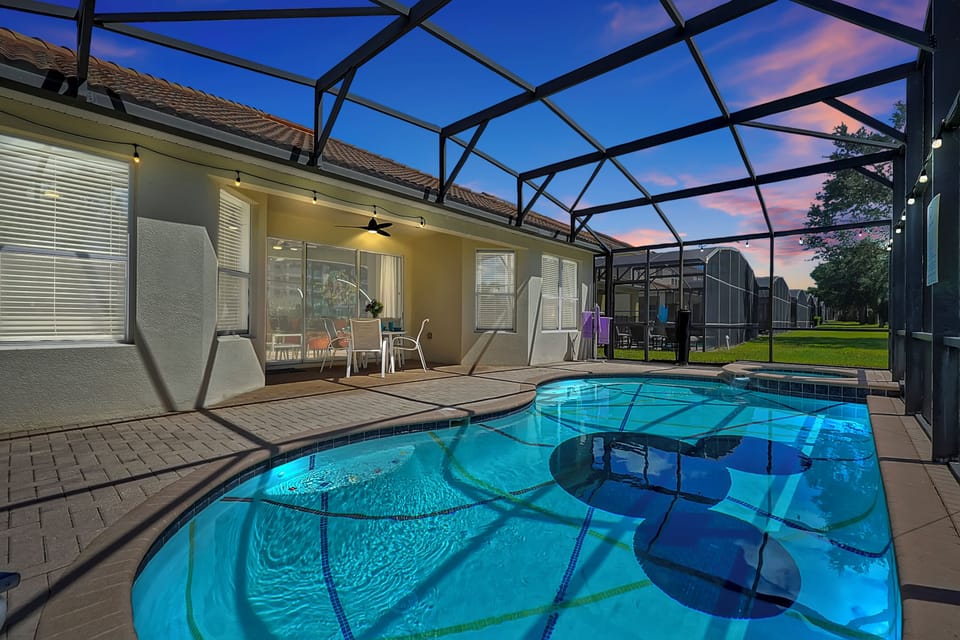 Custom Mickey pool added January 2024