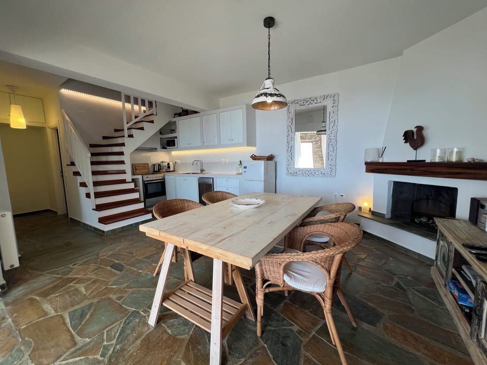 Kitchen and dining area