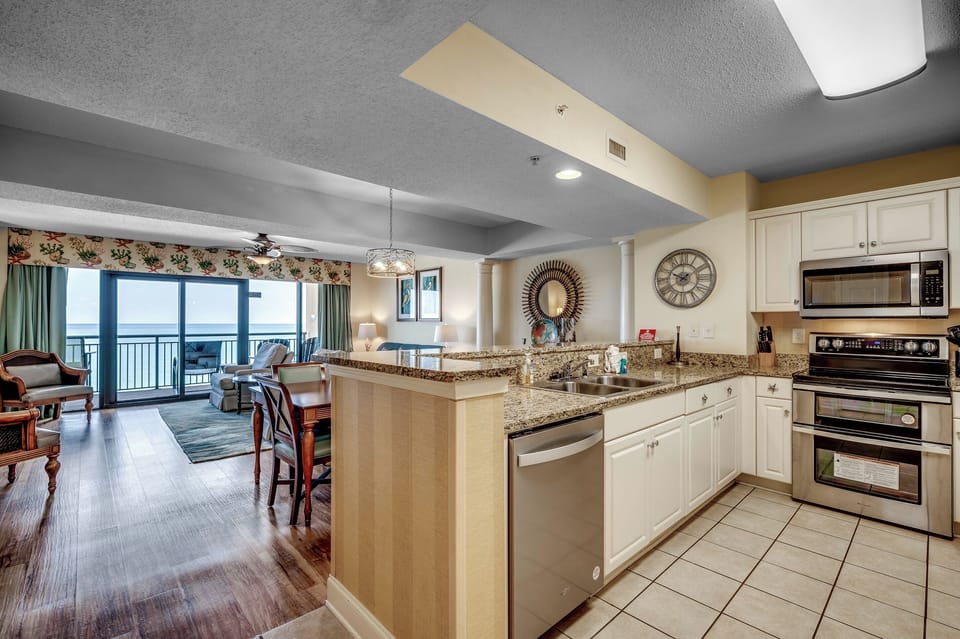 Fully equipped kitchen