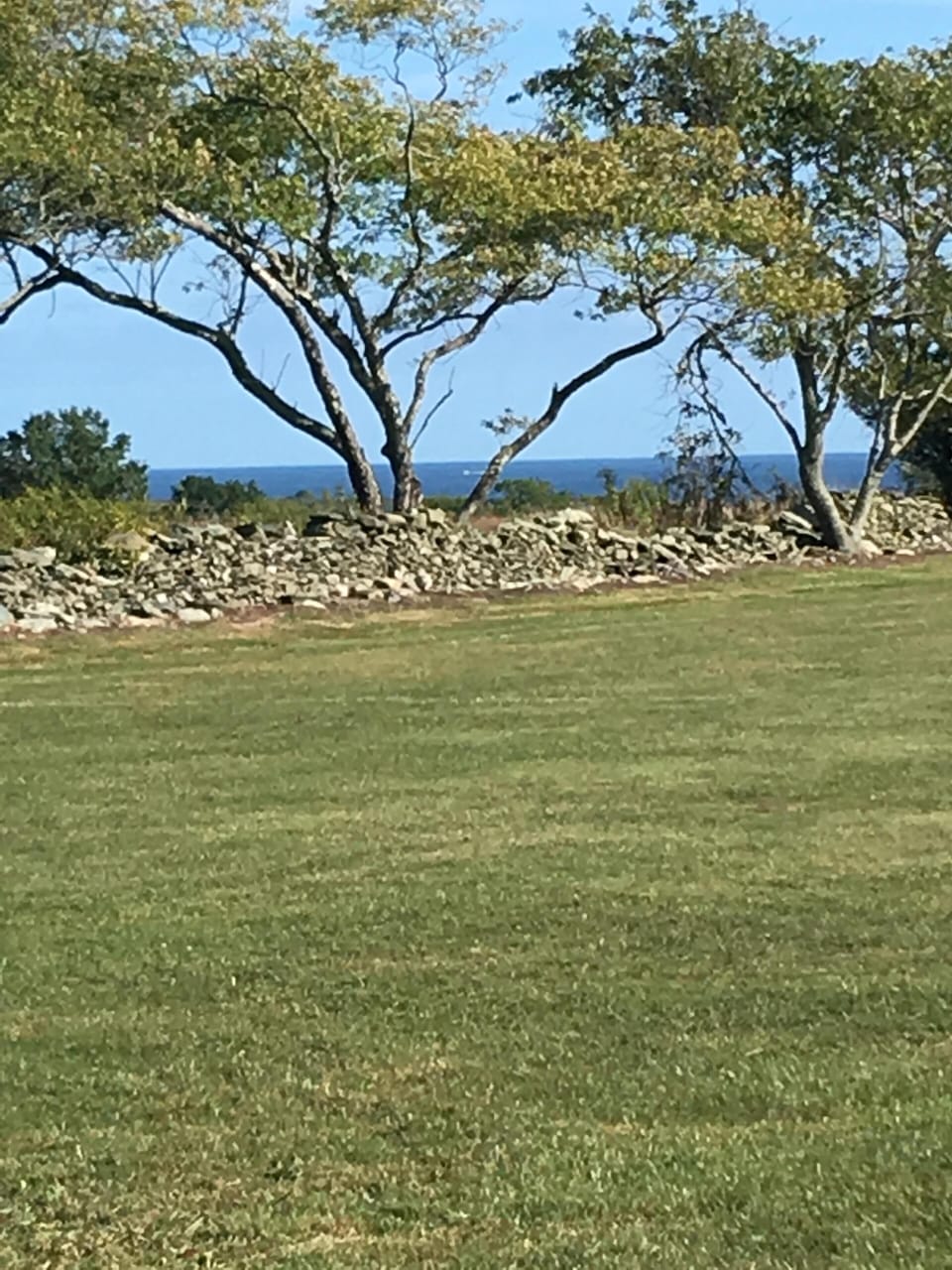 A view of second beach from the end of the street