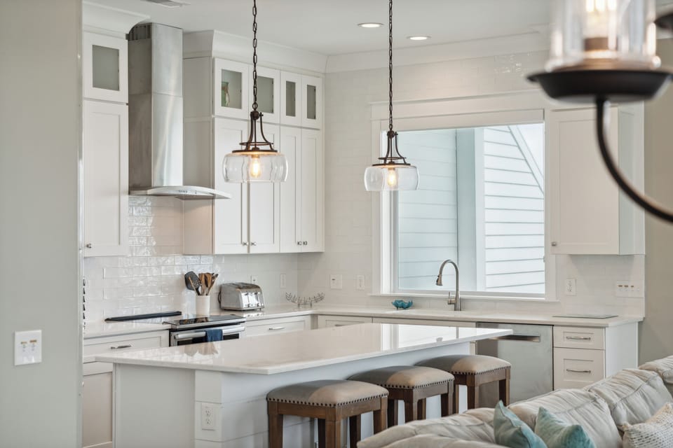 On top of the gorgeous views, you will find a fully equipped kitchen...