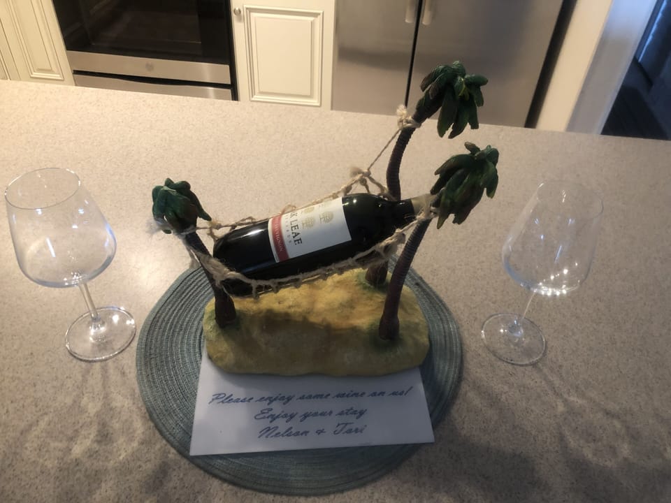 some wine to welcome you and start your vacation.