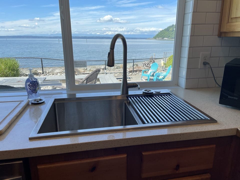 Not a bad place to do dishes