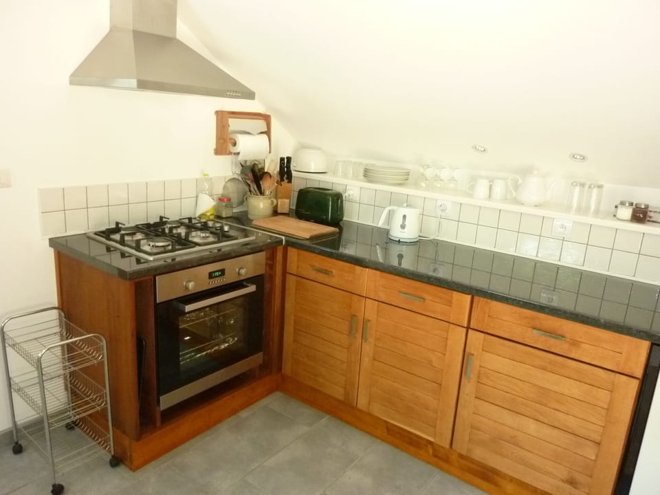 Kitchen 1of 2 - Well equiped