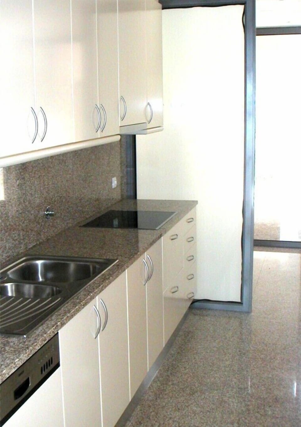 Nice kitchen with granit tops.