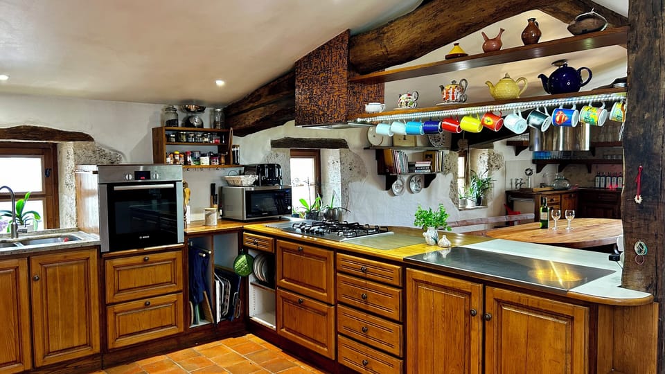 Kitchen (cooking end)