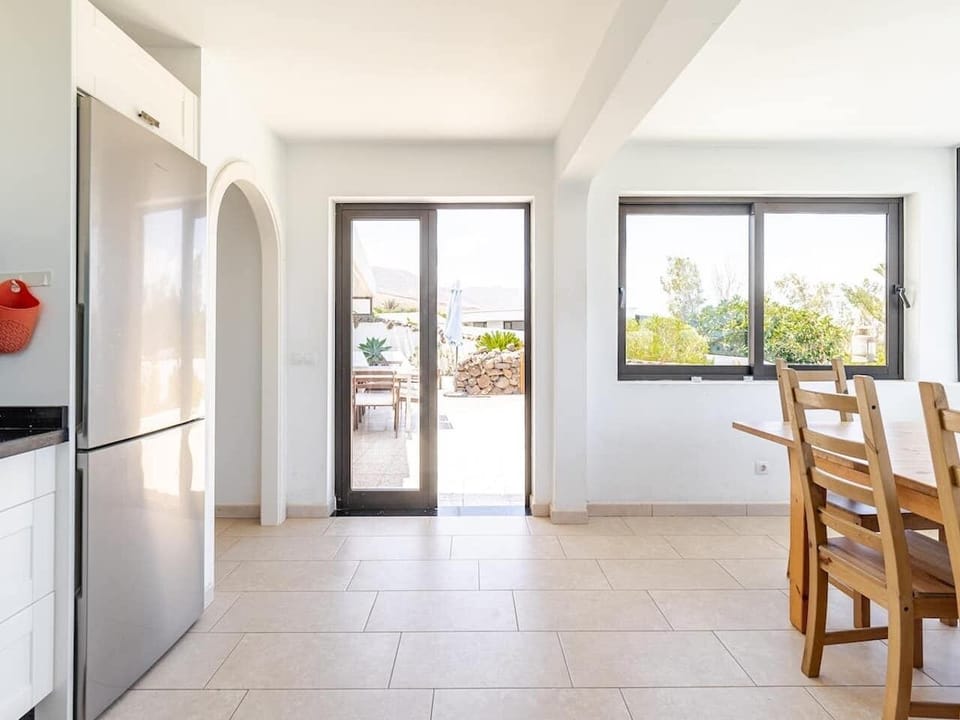 kitchen dining room