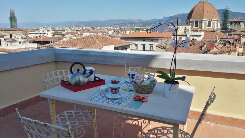 ROOF TERRACE