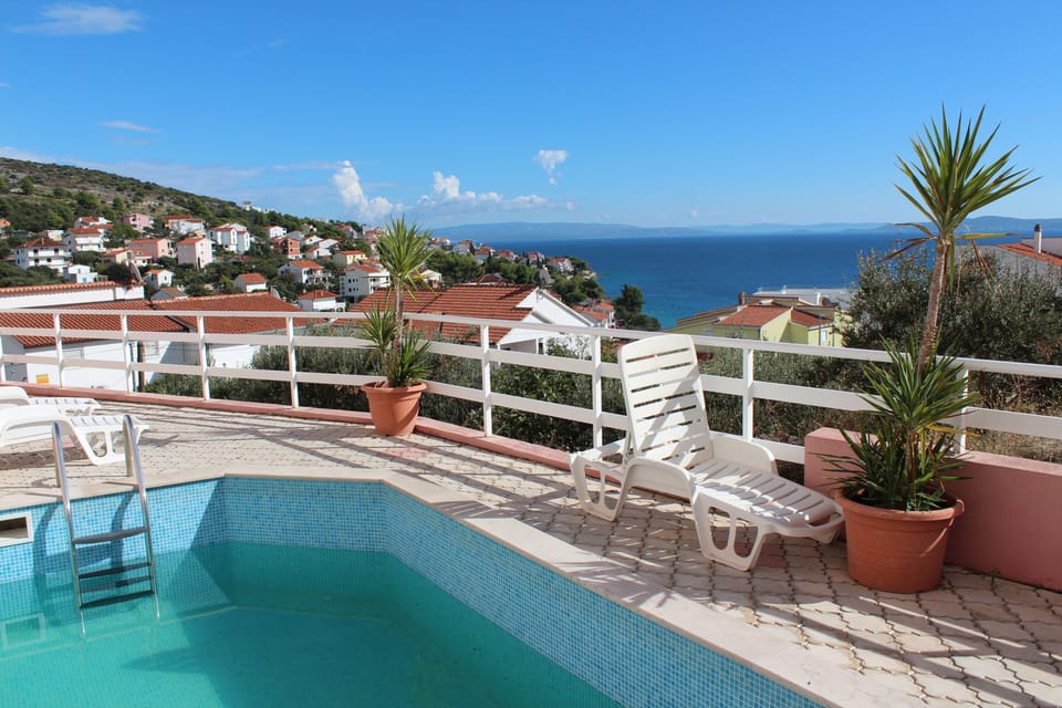 Private Pool