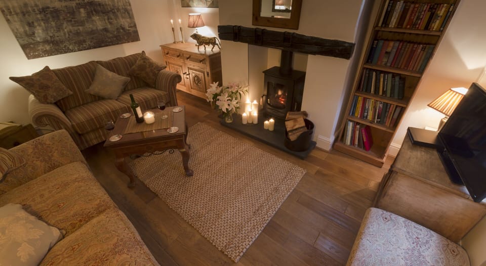 Inviting Lounge