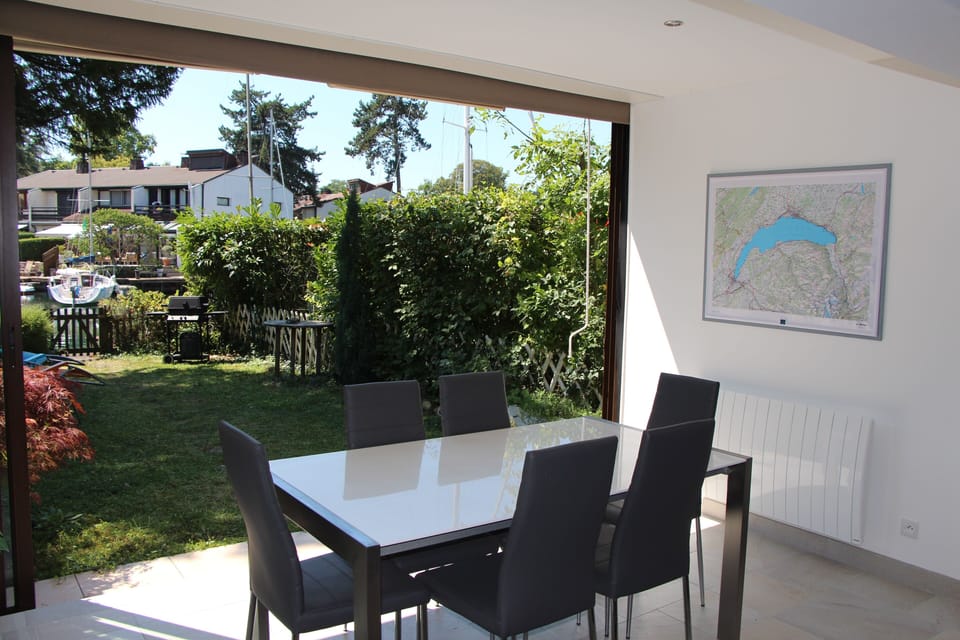 dining room and garden
