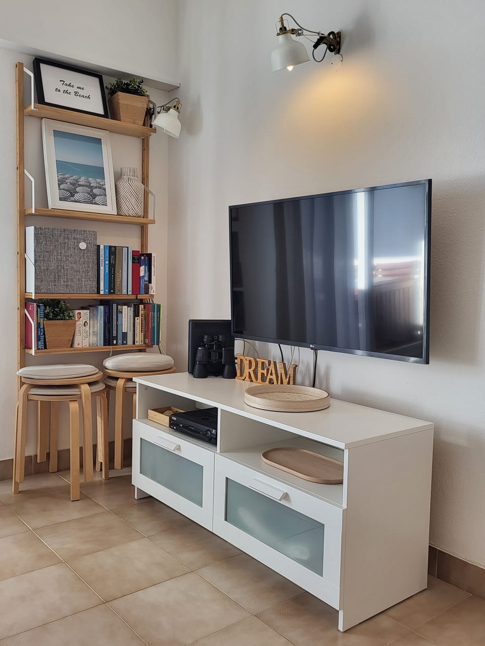 TV