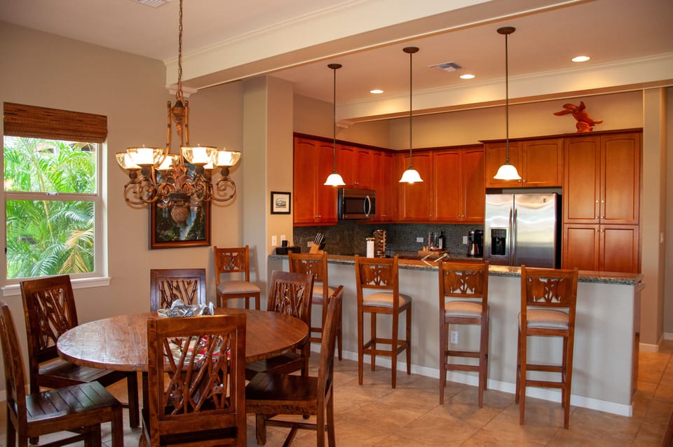 Dining & Kitchen