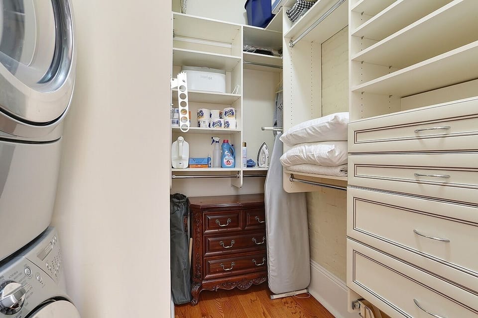 Laundry Room-Washer/Dryer