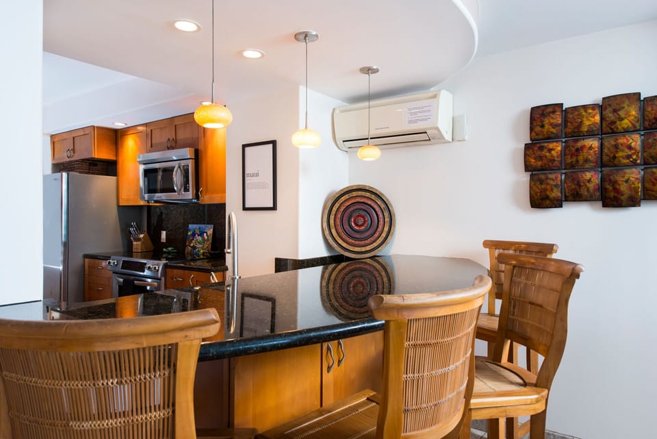 Just bring groceries; Kitchen has everything else you'll need!