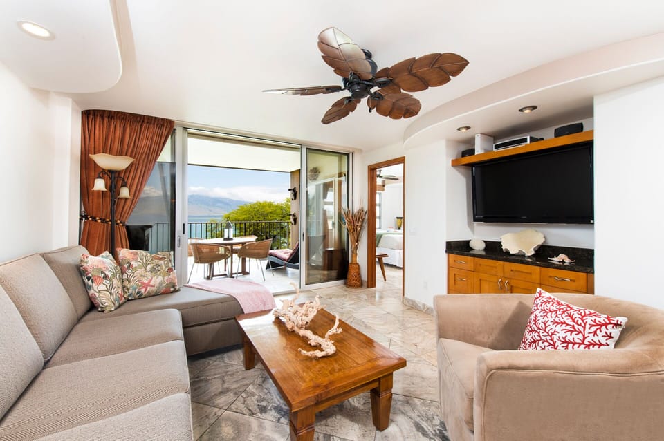 Enjoy ocean views from your LR thru floor-to-ceiling sliding glass doors