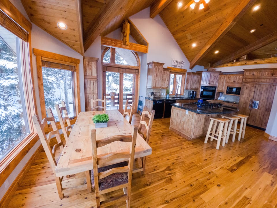 kitchen main floor

