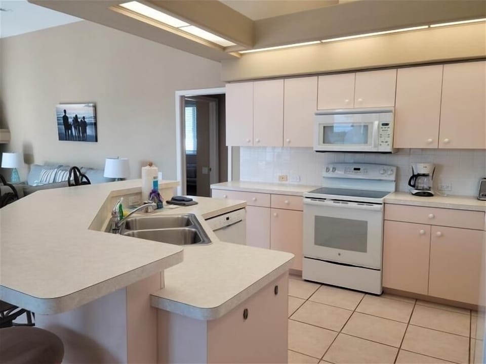 Malibu kitchen