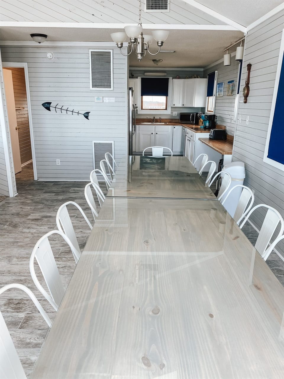 Spacious and large fully stocked kitchen. Ye Scurvy Sea Dog located in Nags Head.