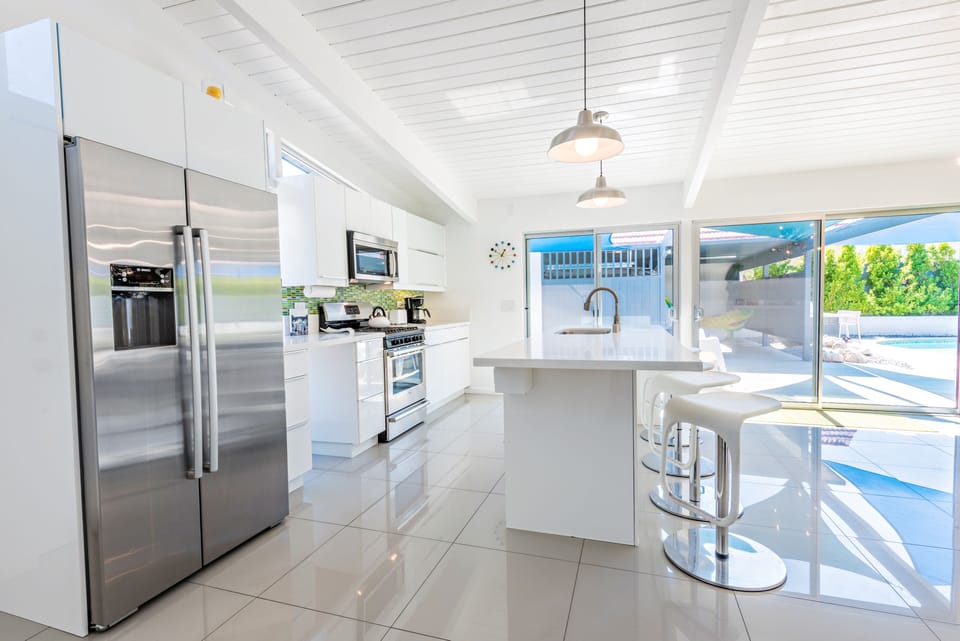 Modern, well-equipped kitchen, stainless steel appliances