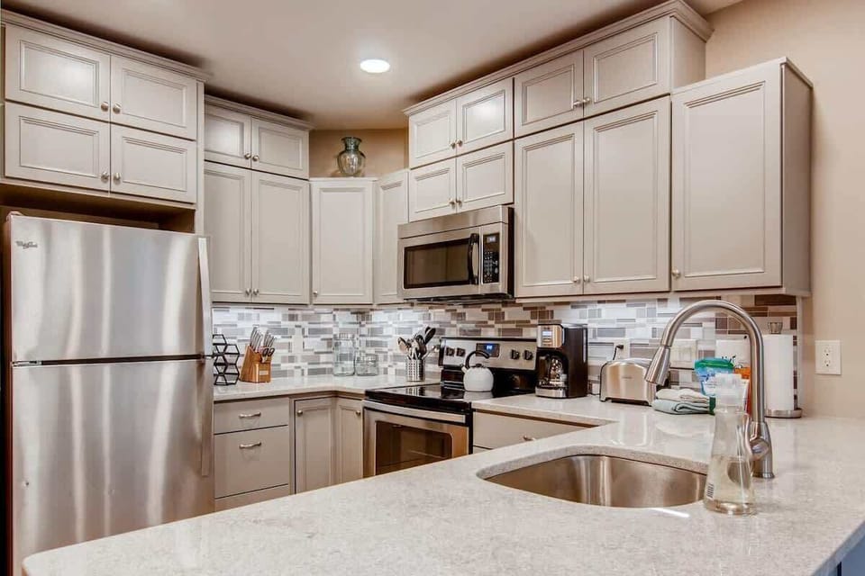 Newly remodeled kitchen.