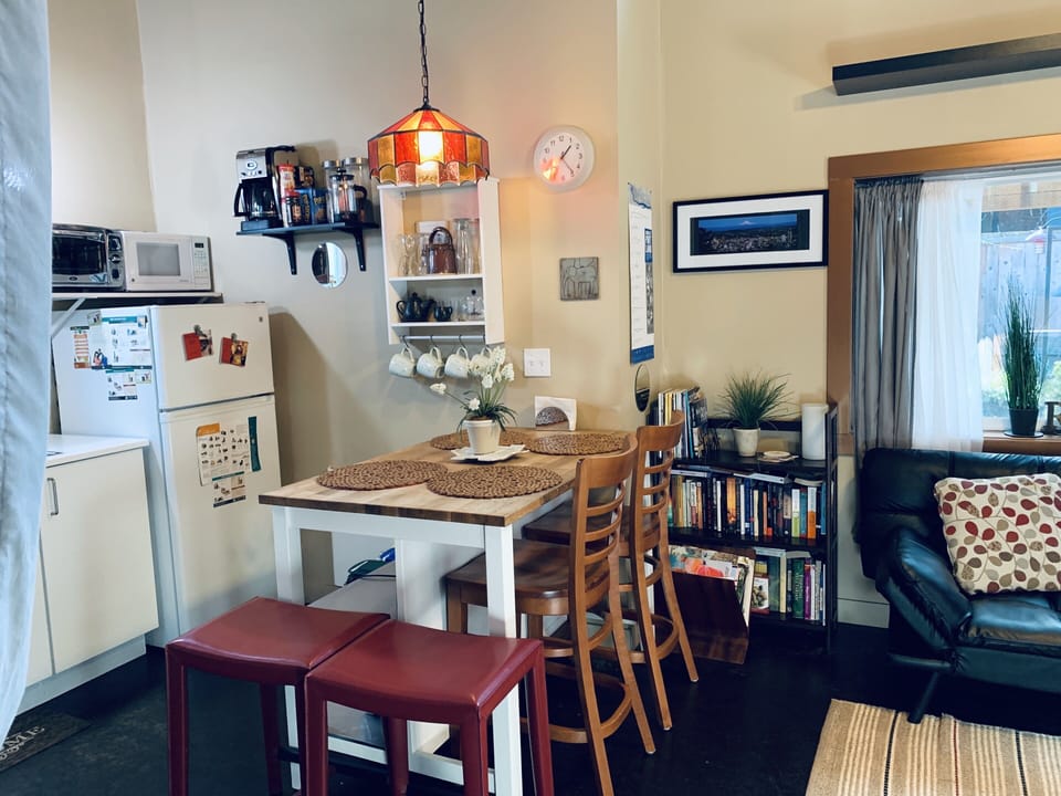 Kitchen and living