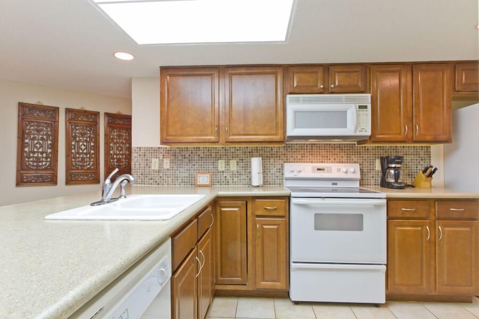 Spacious Kitchen