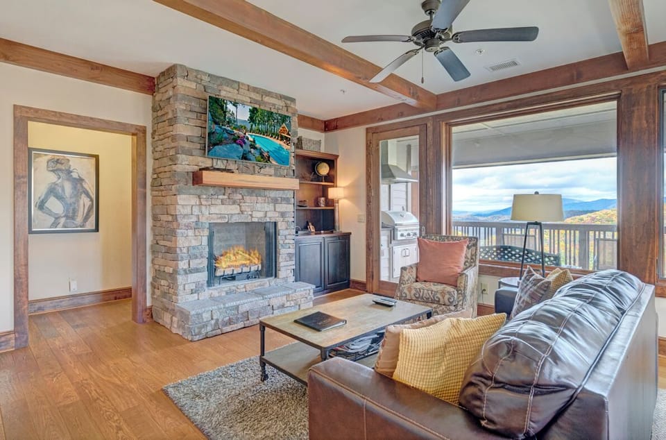 Living Room--- Cozy Fireplace, TV, Mountain View